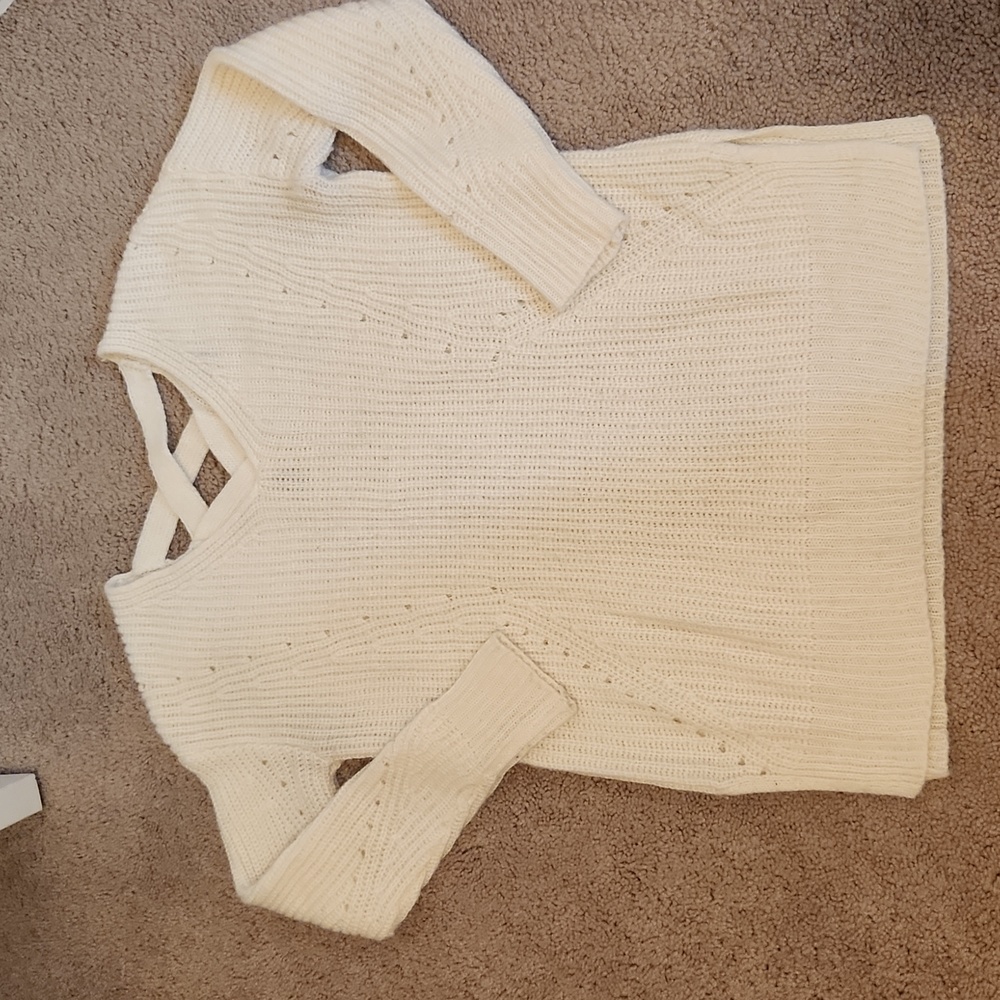 Really Pretty Ivory Sweater!
